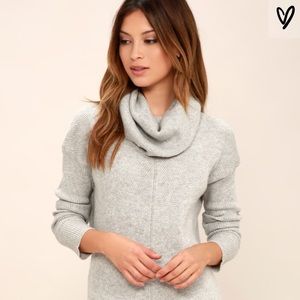 BRAND NEW Lulu’s Light Grey Sweater Dress